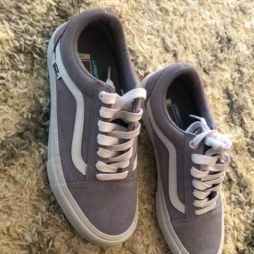Vans - Picture 2 of 3